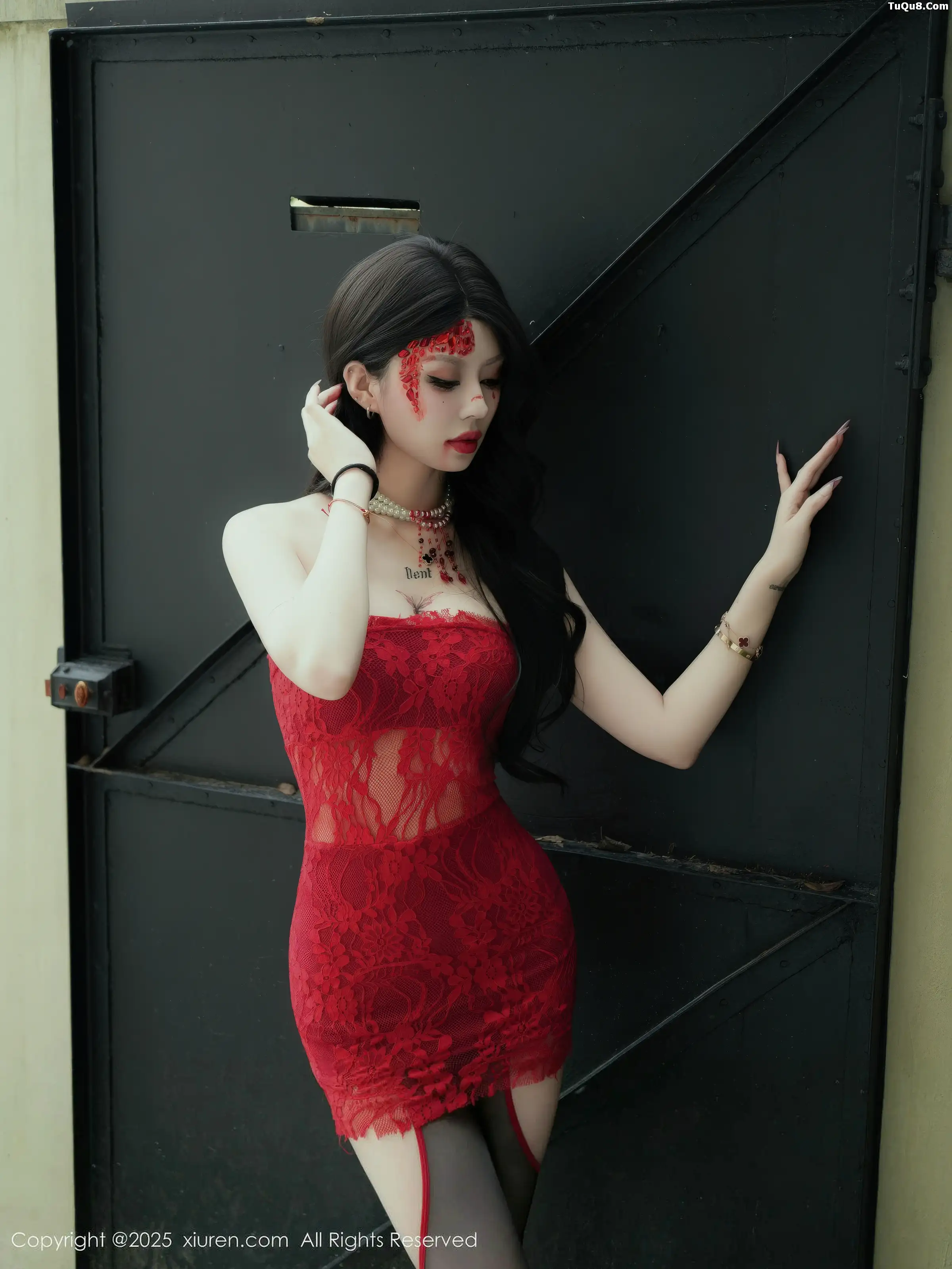 [XiuRen秀人网]第11032期四月月写真-秀人资源网